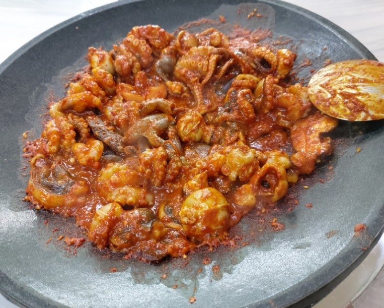 이모네용두동신쭈꾸미 이미지