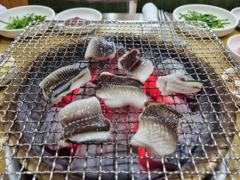 화끈숯불장어 이미지