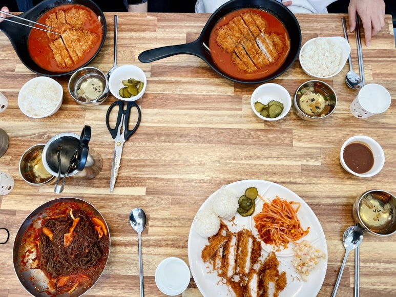 매콩돈까스와냉면 이미지