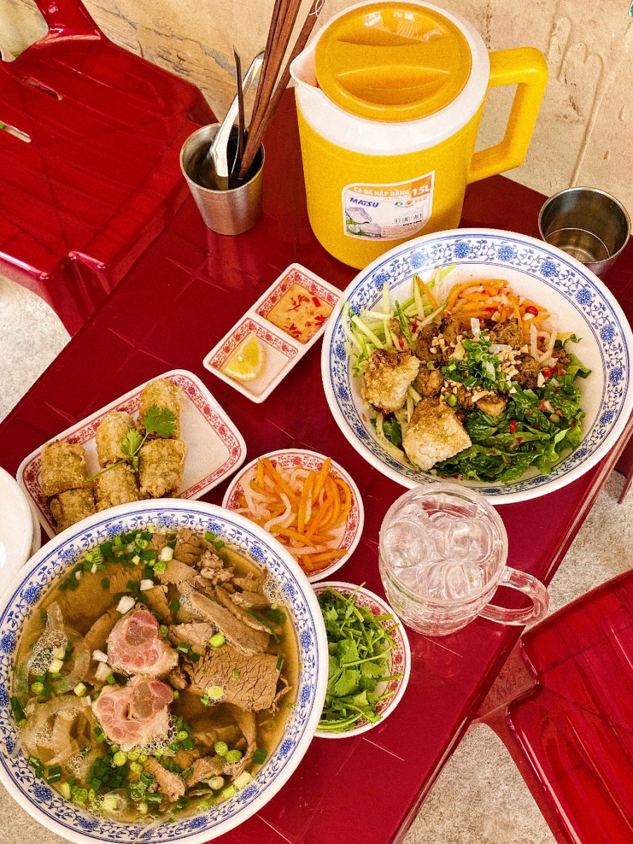 현지식당 이미지