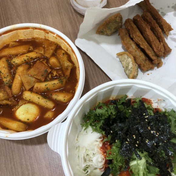 꿀돼지분식 이미지