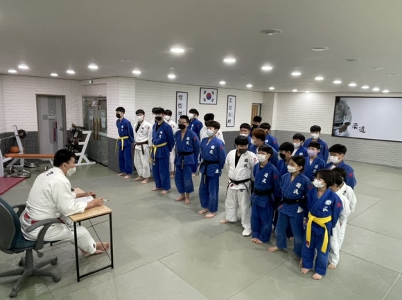 용인대국민유도관 이미지
