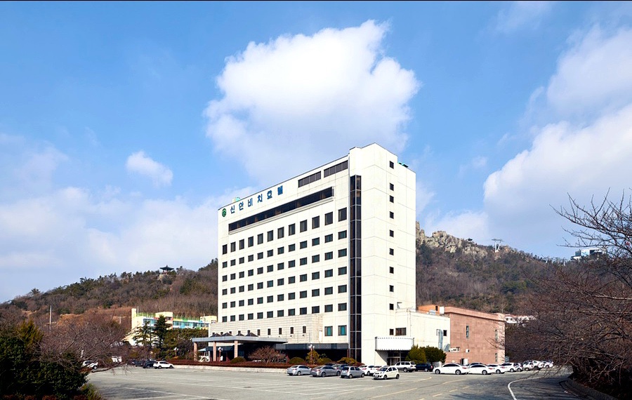 더비치라데나 이미지