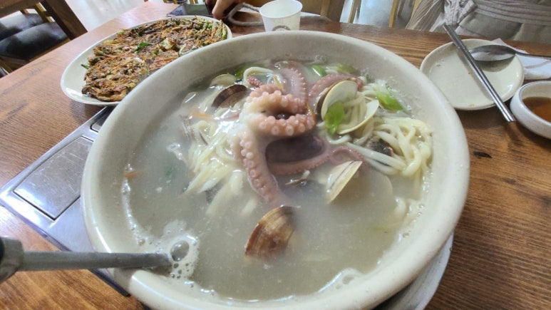 1호친할머니칼국수 이미지
