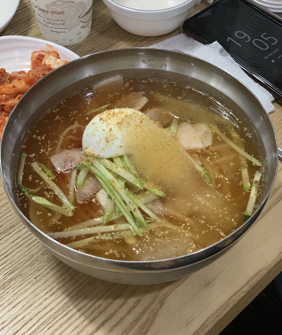 밀면지기 이미지