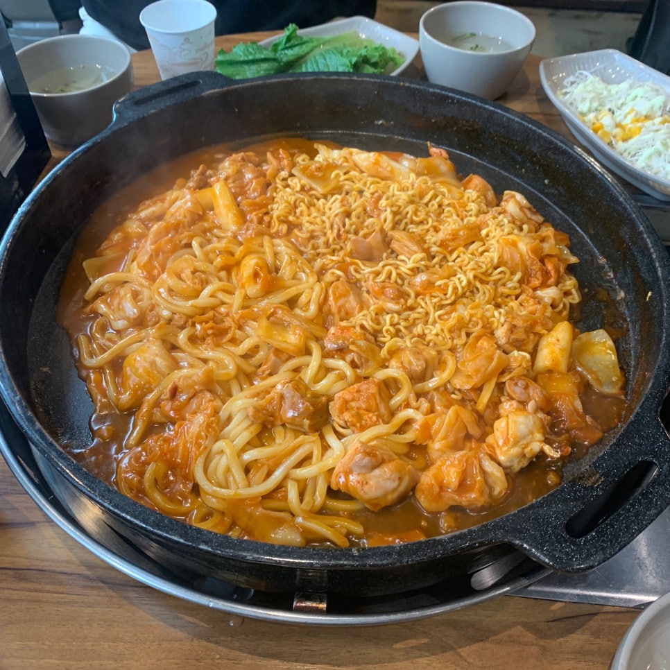 고수닭갈비 이미지