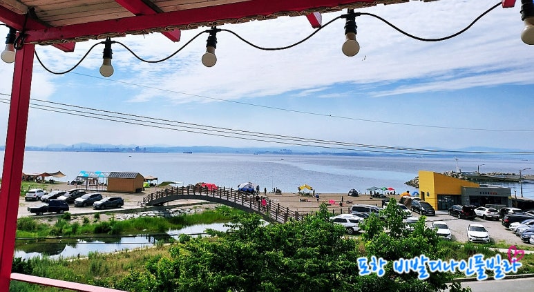 카페바라던바다 이미지