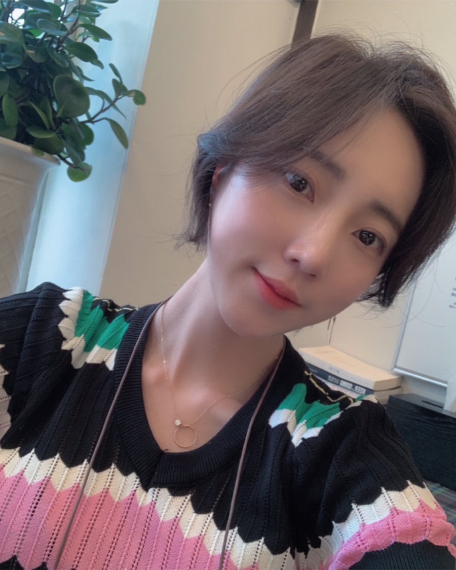 한선화 프로헤어 이미지
