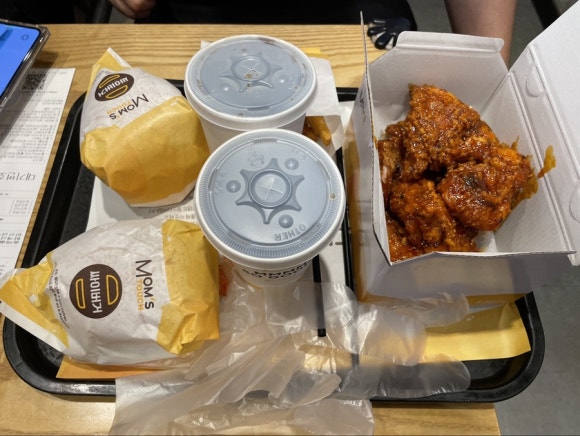 맘스터치구로디지털단지역점 이미지