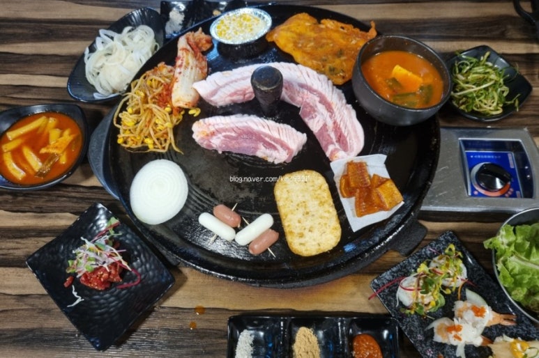 빨리와솥뚜껑삼겹살 이미지