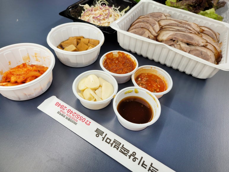 럭키족발 이미지