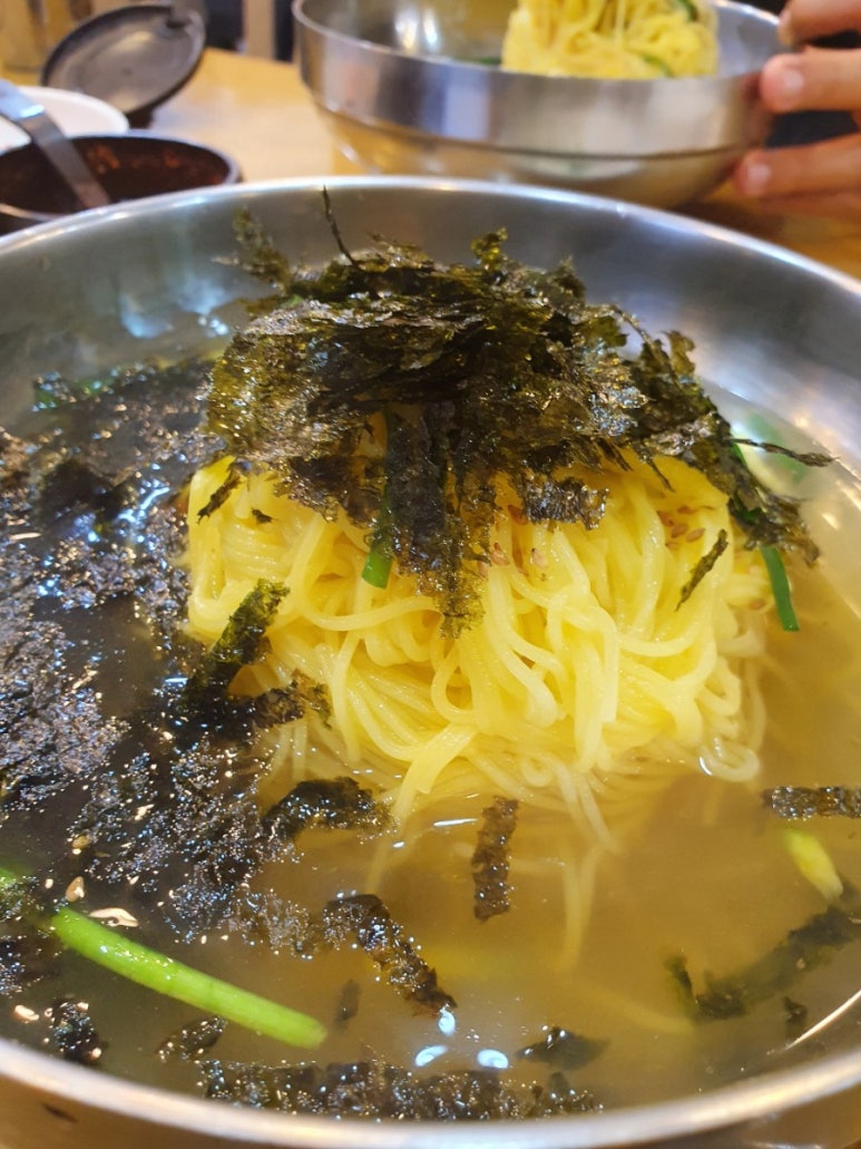 팔복손칼국수 이미지