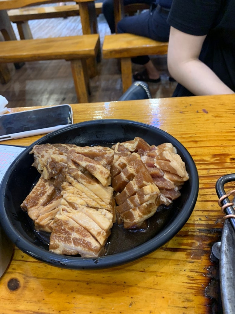 넓은마당참숯화로구이 이미지