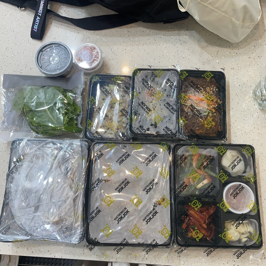 맛보는족족 이미지