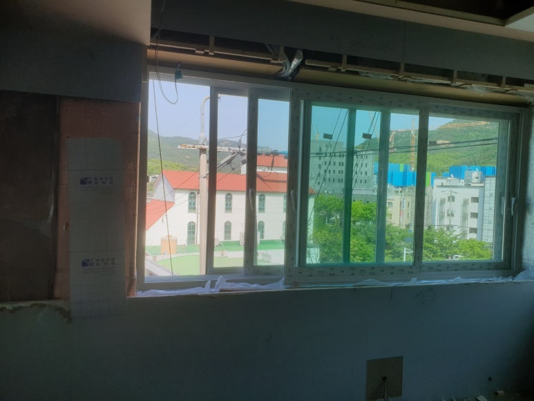 일국샷시 이미지