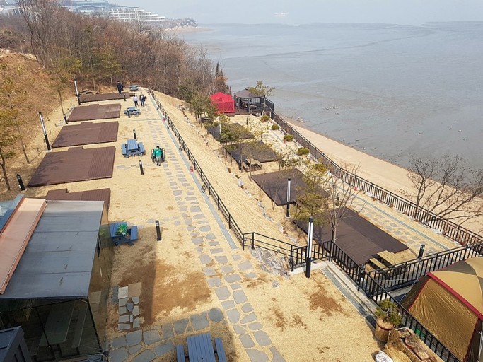 섬뜰 이미지