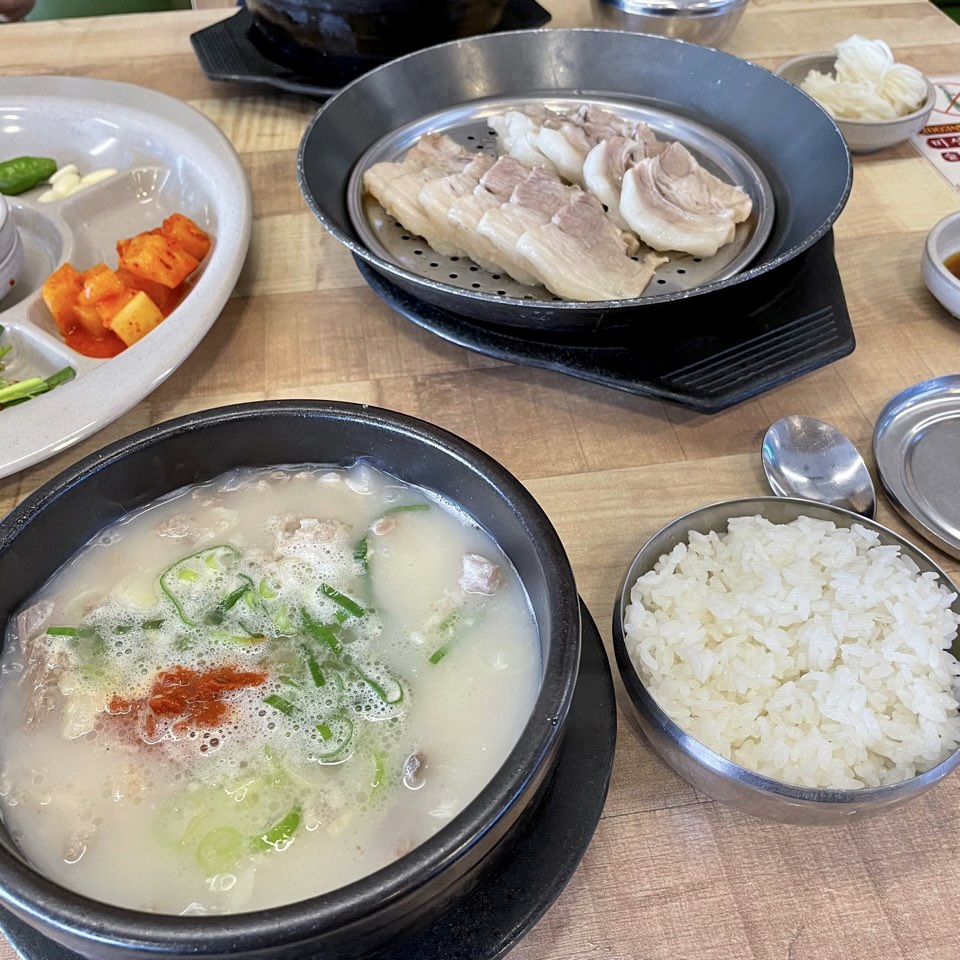 밀양국밥식당 이미지