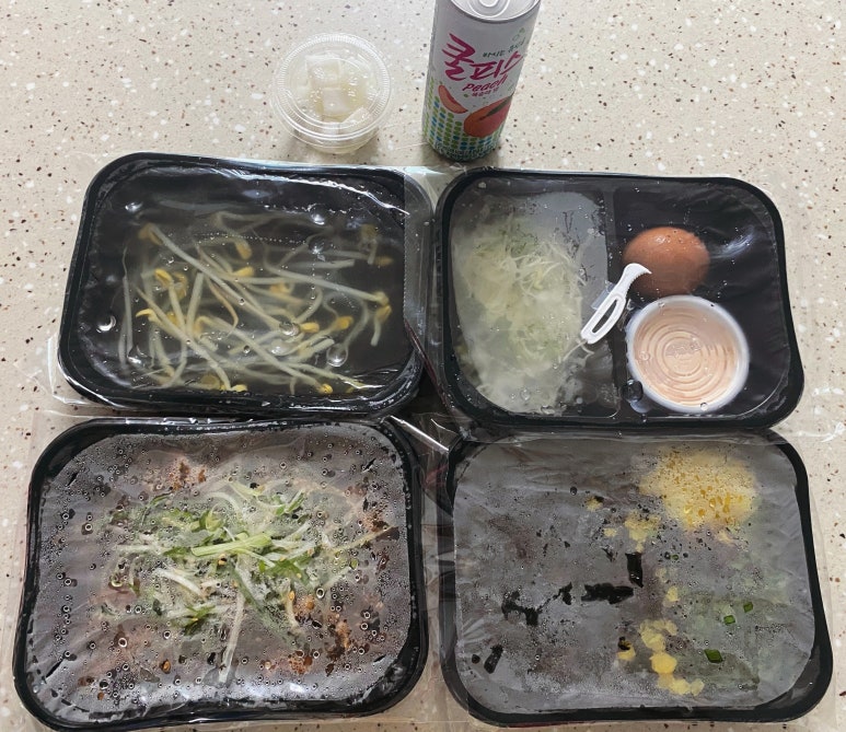 욕쟁이 할매닭발 이미지