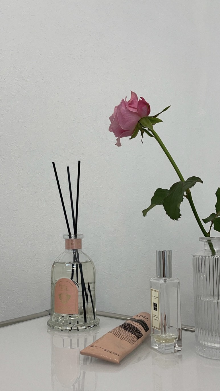 네일시샘달 이미지