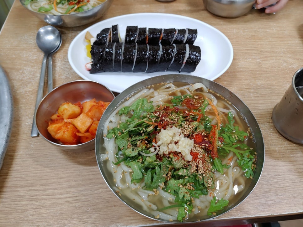 기장칼국수 이미지