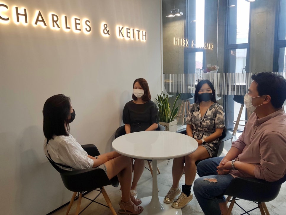찰스커뮤니케이션 이미지