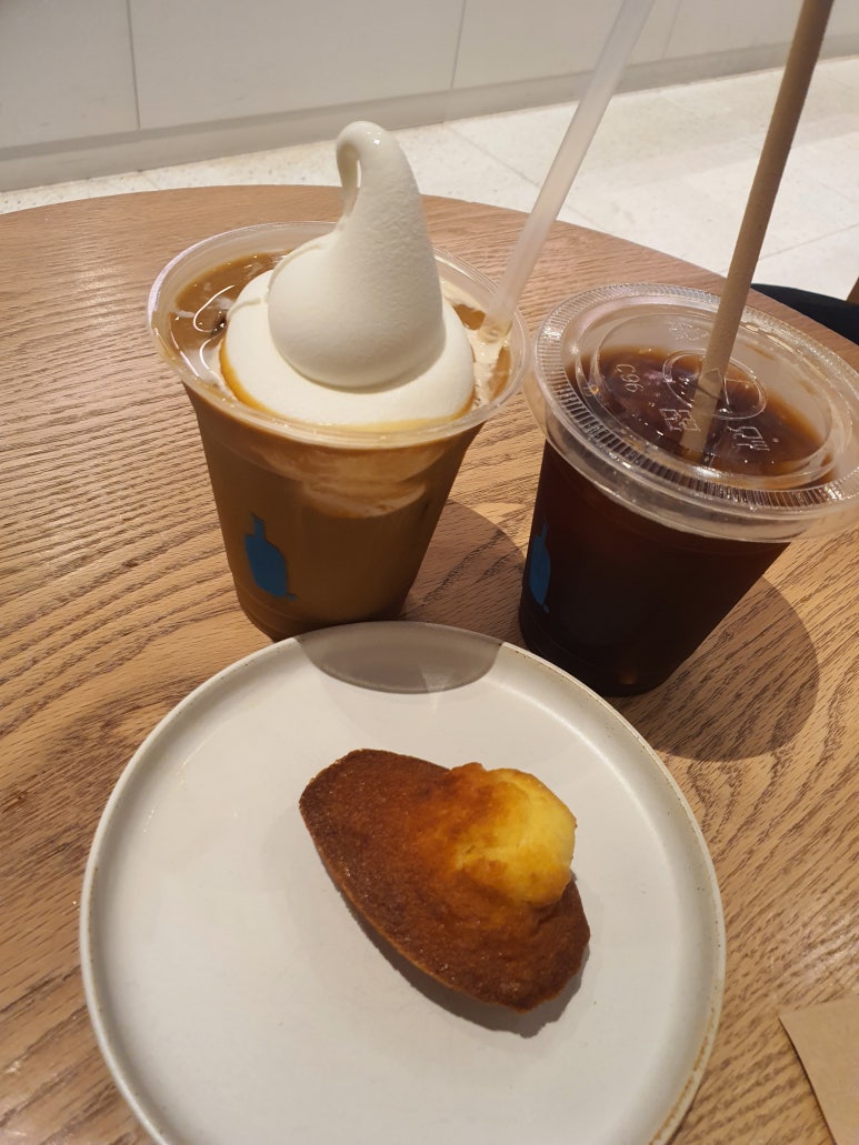 플로트커피 이미지