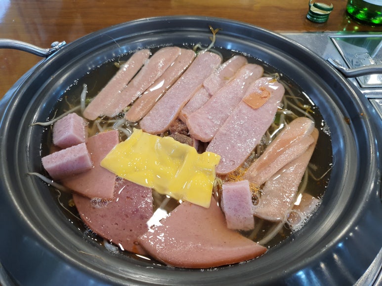 부대찌개VS삼겹살해뜰면 이미지