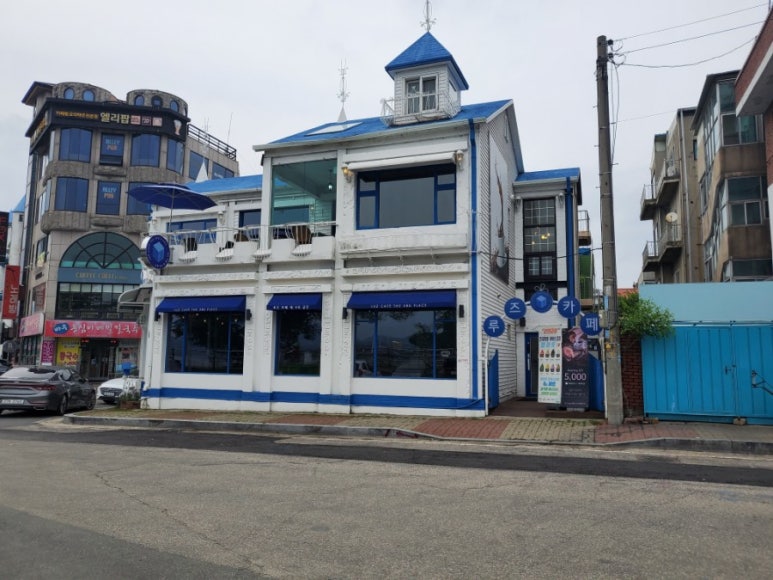 루즈카페제3의공간 이미지
