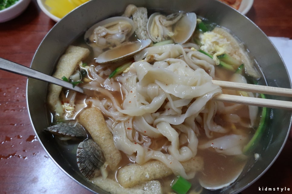 진미칼국수 이미지