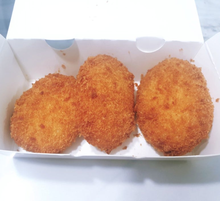 닭꾸버숯불양념치킨 이미지
