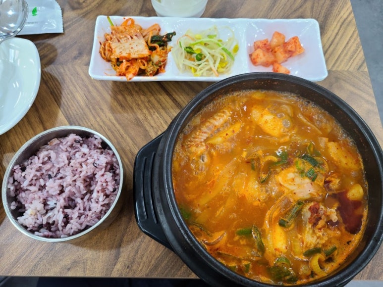 대단한닭한마리해신탕 이미지