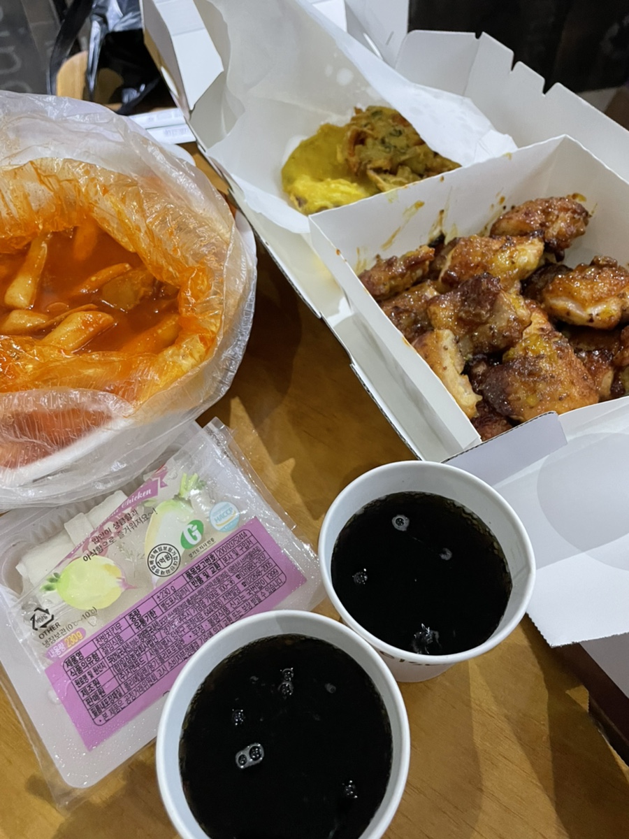 얌샘김밥구리 이미지