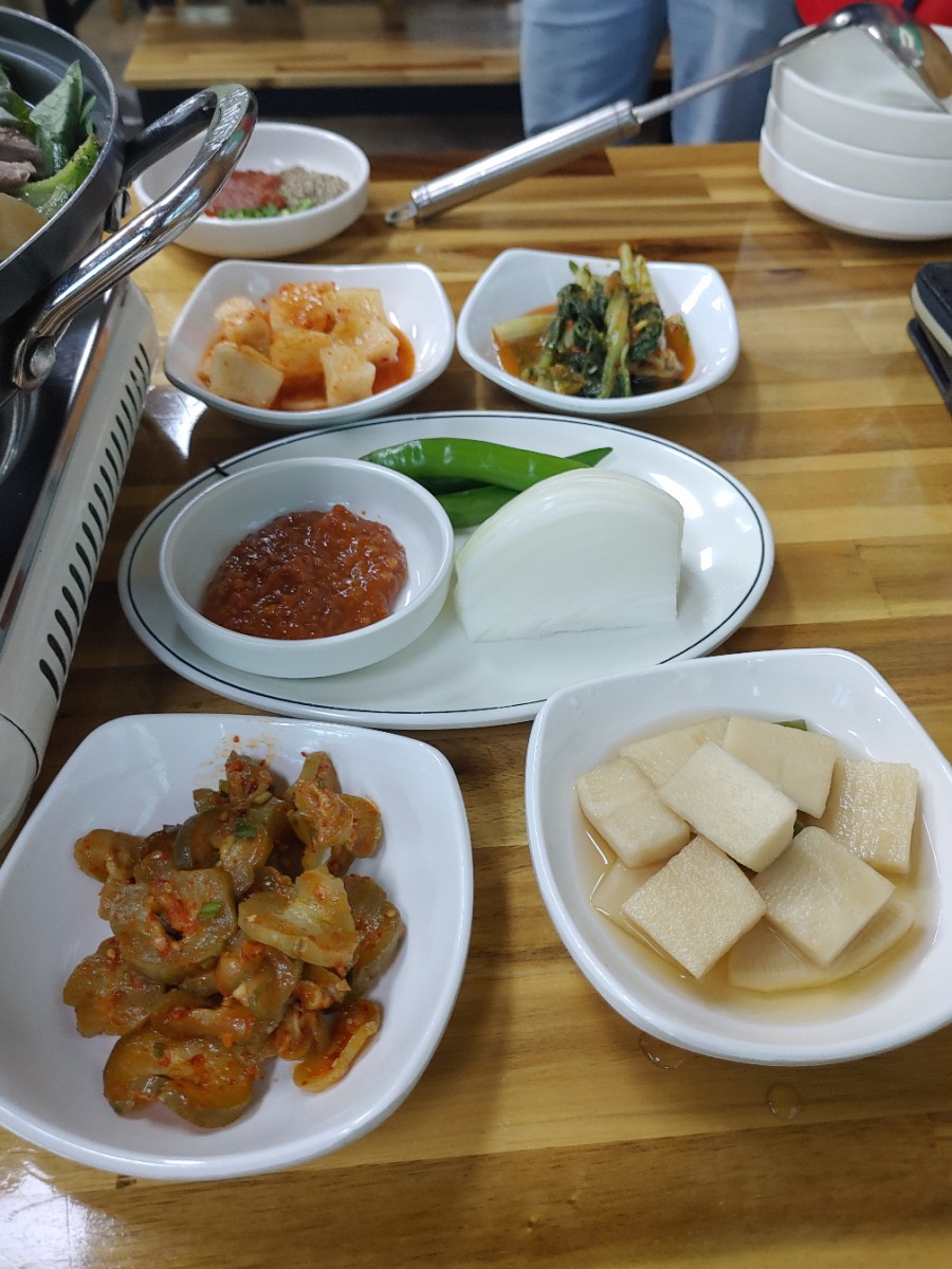 주원흑염소탕 이미지