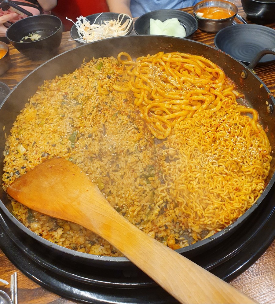 유가네닭갈비사직구장점 이미지