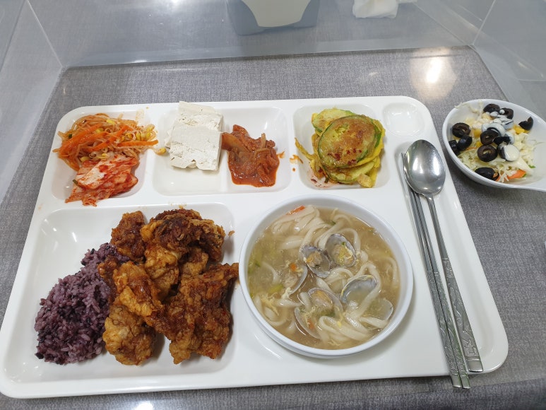 모두랑치킨 이미지