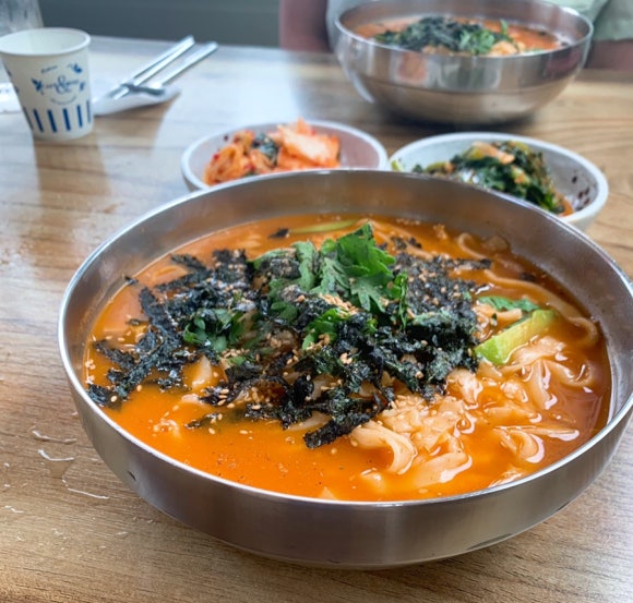 왕솔밭칼국수 이미지