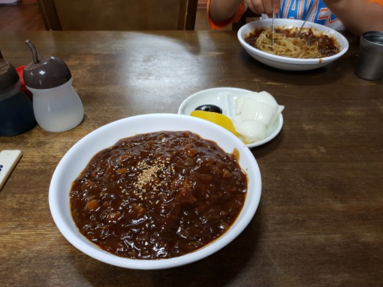 부광통닭 이미지