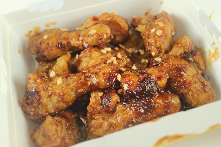 치킨플러스 이미지
