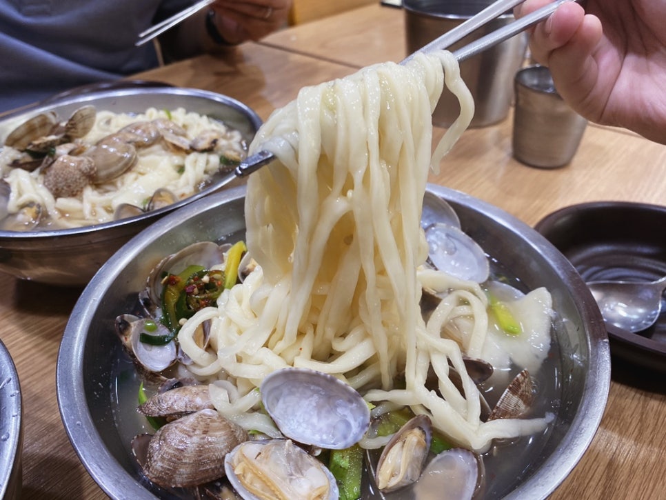 밀촌손칼국수 이미지