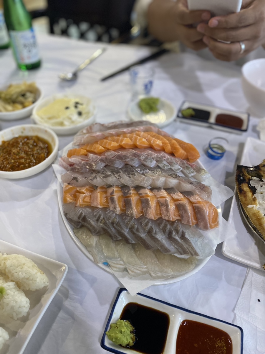 우연횟집 이미지