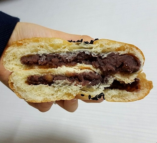 빵장수단팥빵우 이미지