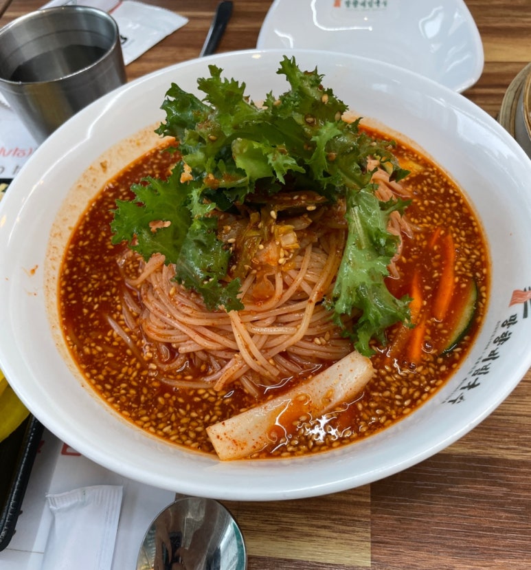 망향비빔국수 이미지