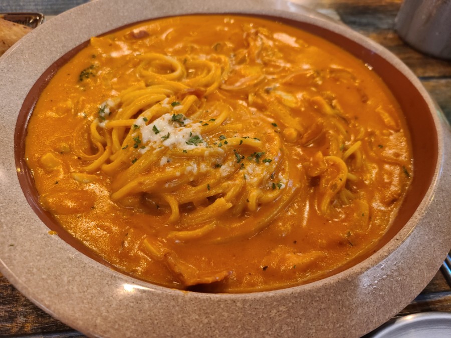 준 테이블(Jun table) 이미지