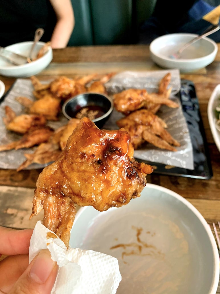 동네치킨 이미지