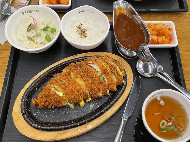 홍익돈까스 서산점 이미지