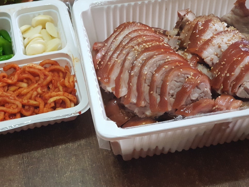 몽실족발공장 이미지