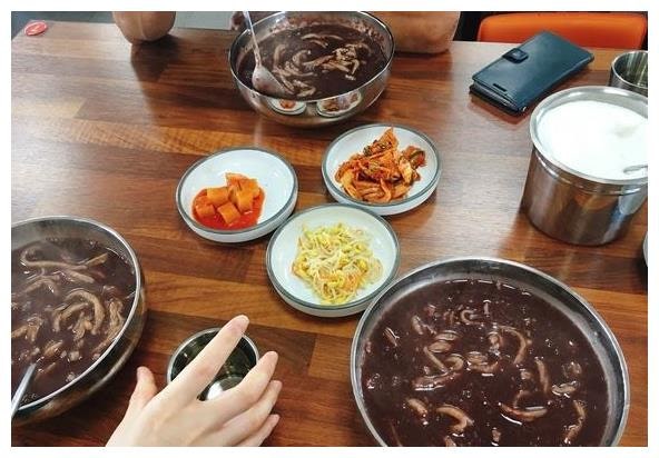 1.2.3칼국수 이미지