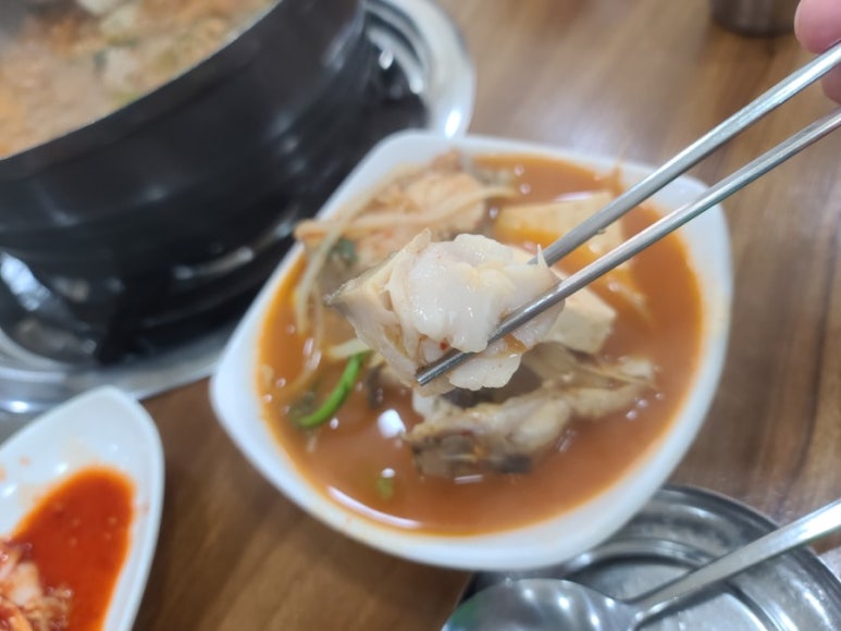 미식가동태탕전문점 이미지