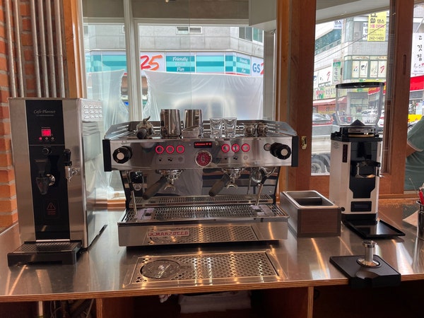 앤위고커피(AND WE GO COFFEE) 이미지