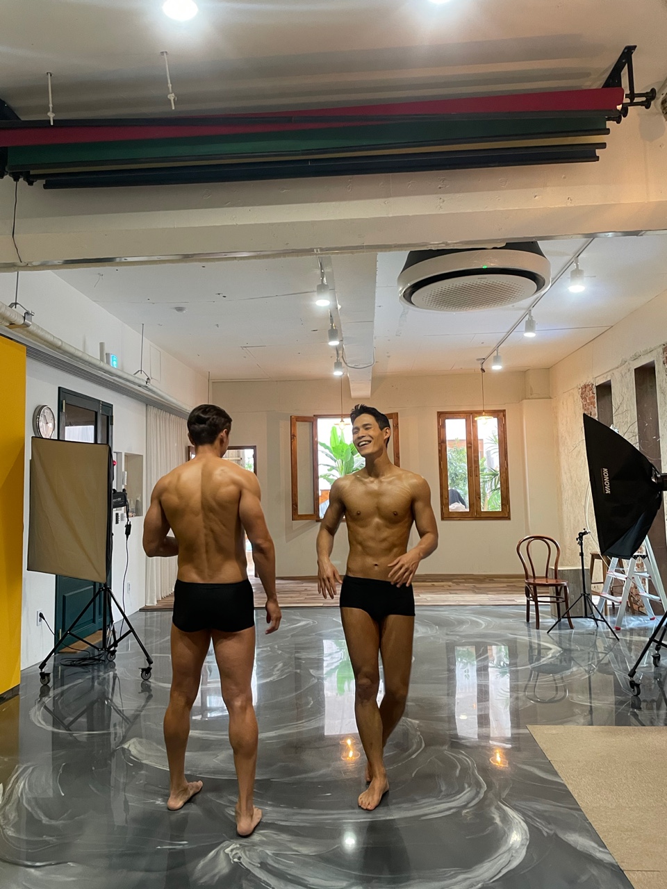 해피니스스튜디오 이미지